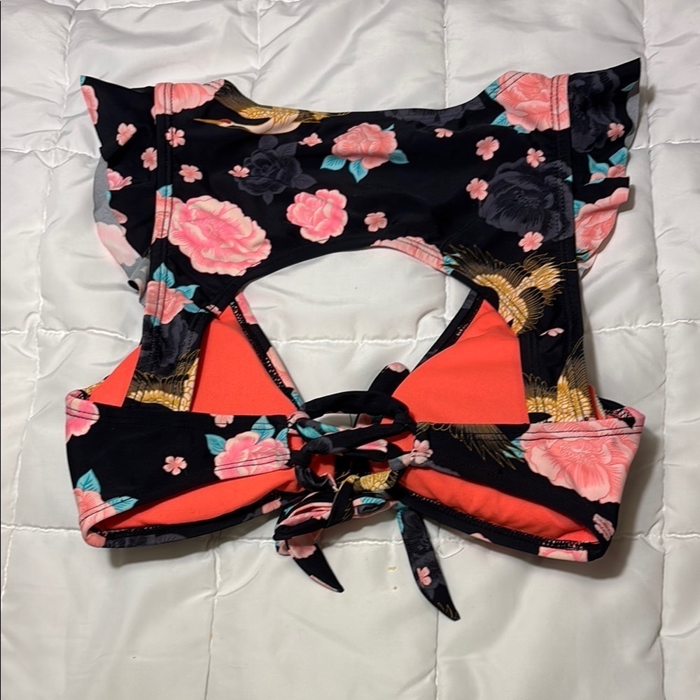 Time & Tru Floral Ruffle Bikini Top - Picture 5 of 9
